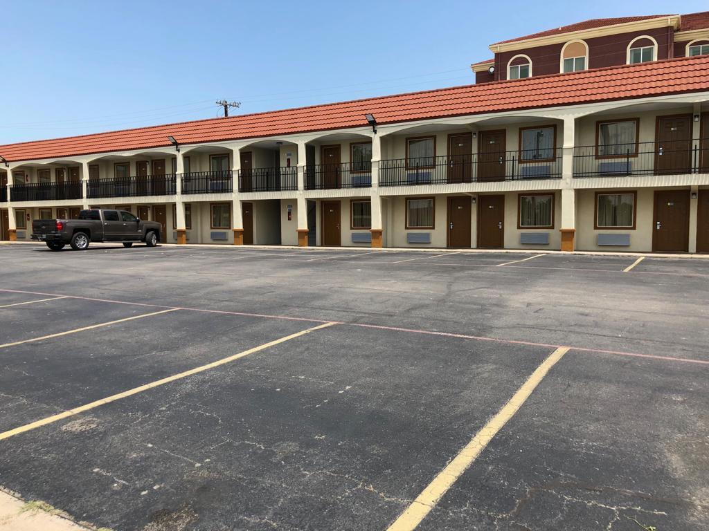 Days Inn By Wyndham Gainesville Exteriér fotografie